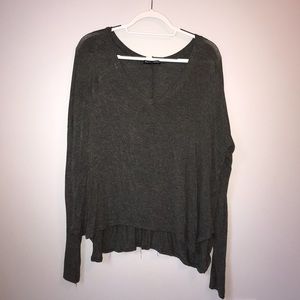 brandy melville long sleeve v neck